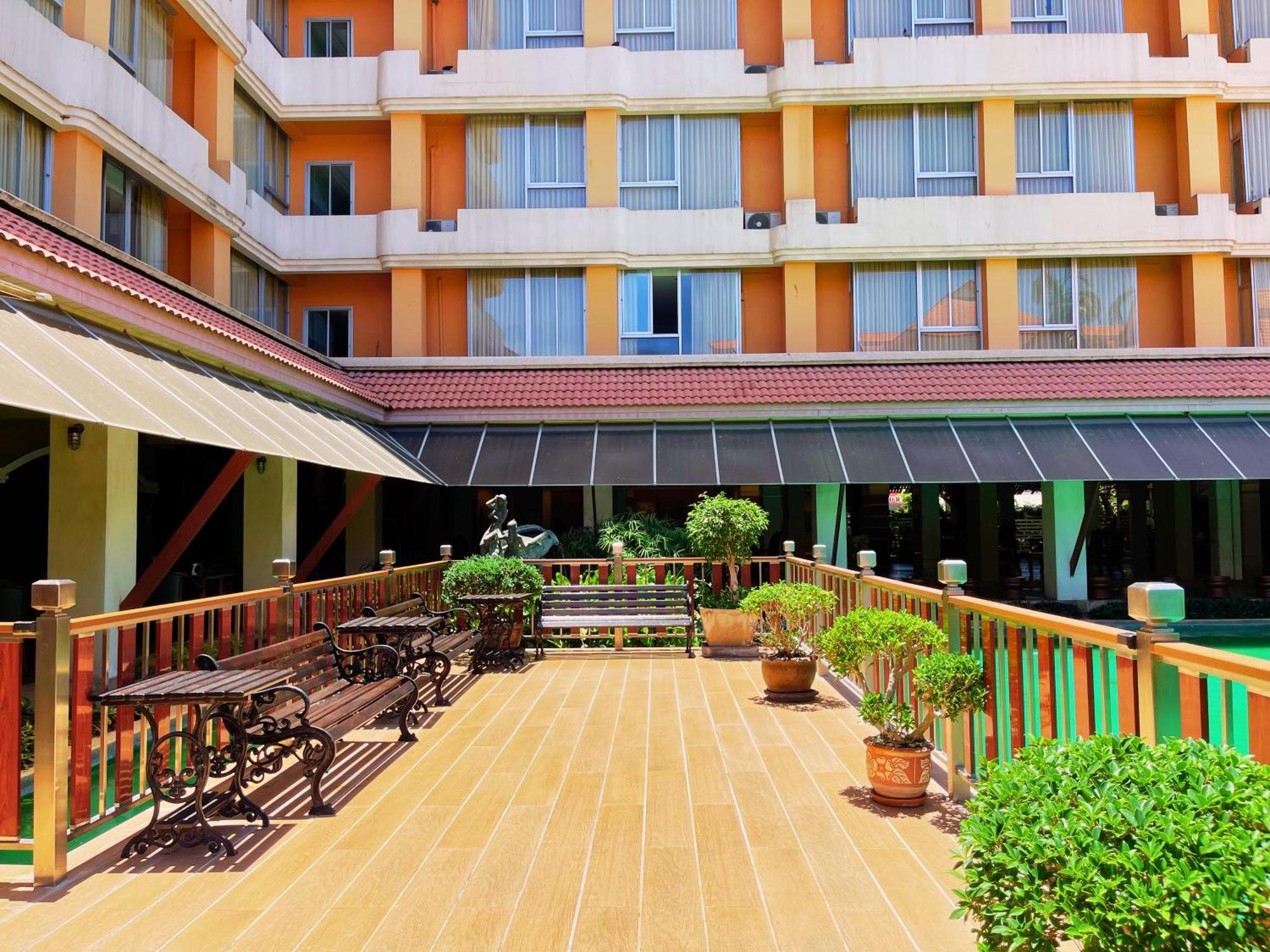 Eastern Grand Palace Pattaya Exterior foto
