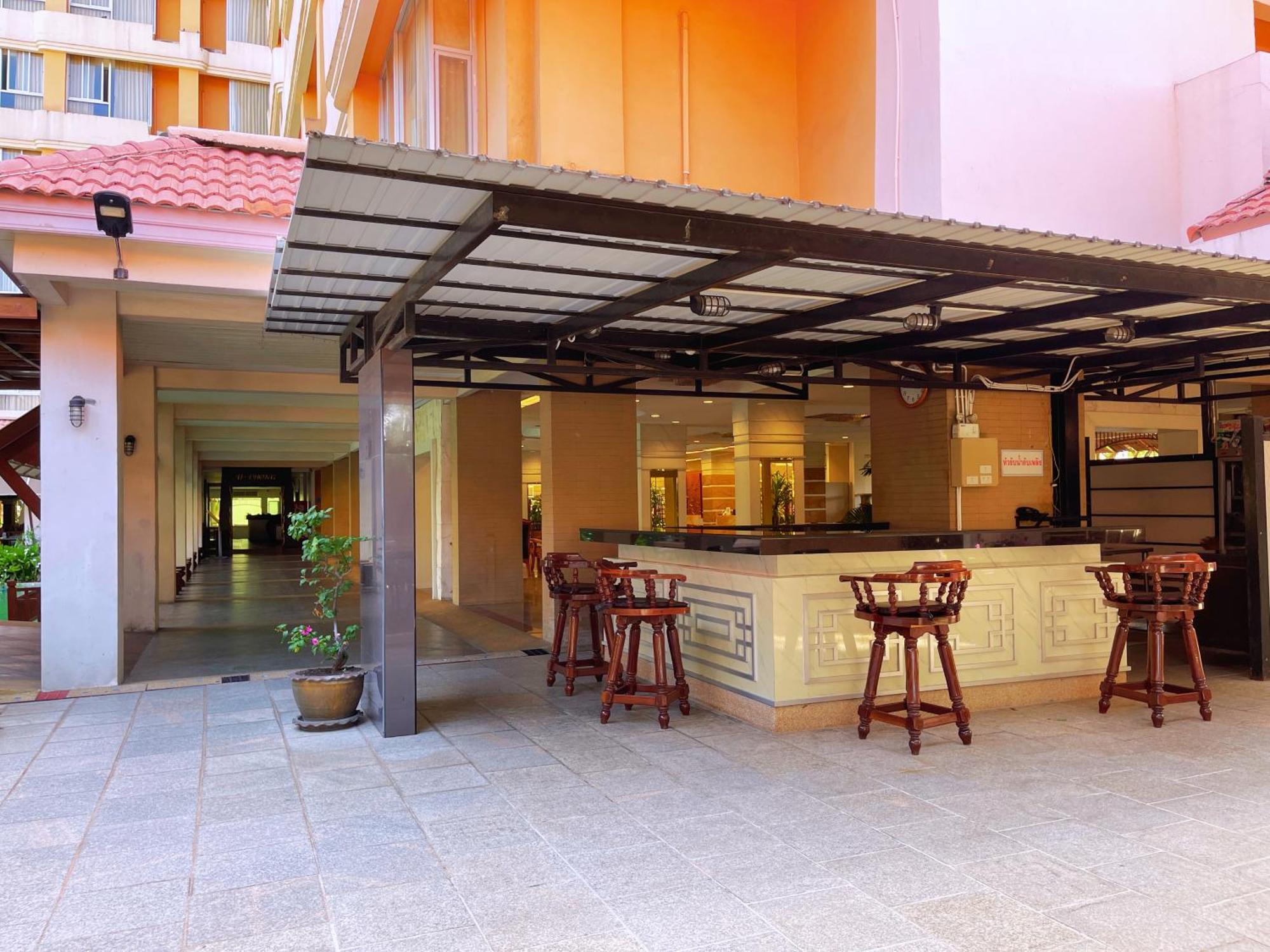 Eastern Grand Palace Pattaya Exterior foto